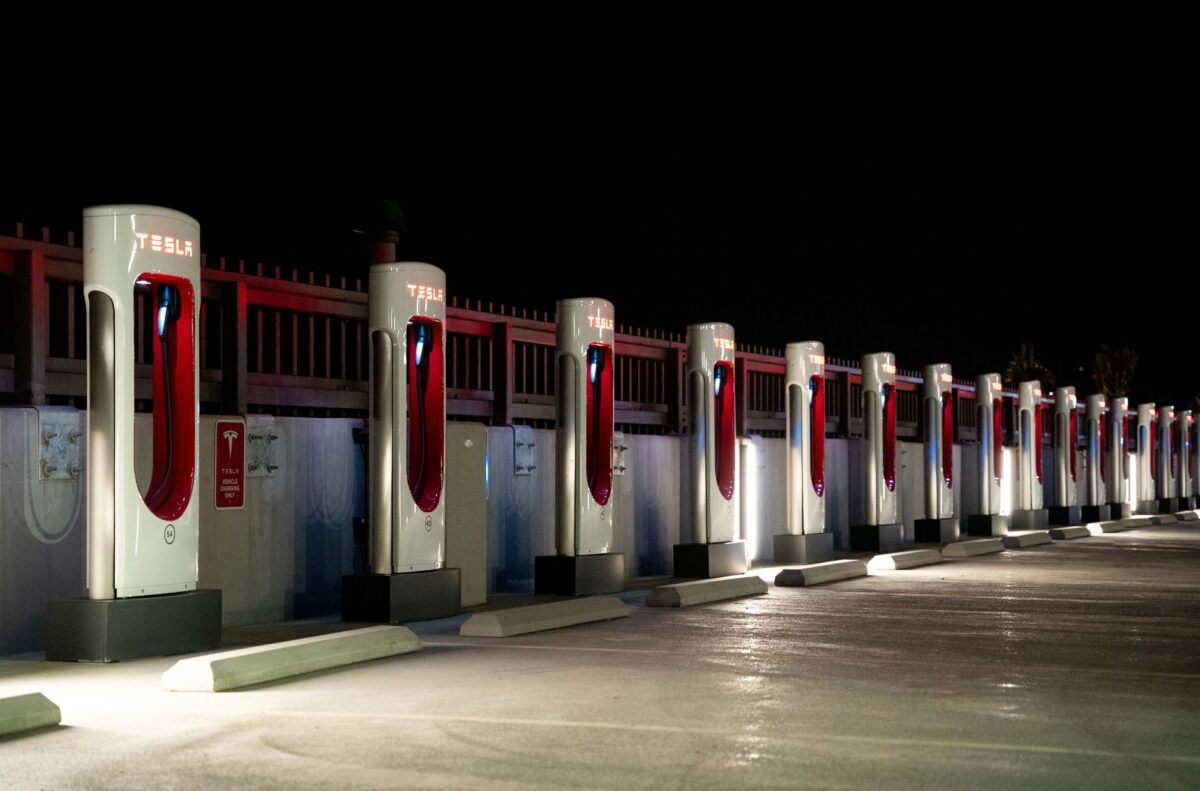 BYD annonce 30 bornes de recharge ultrarapide en France d'ici la fin de l'année